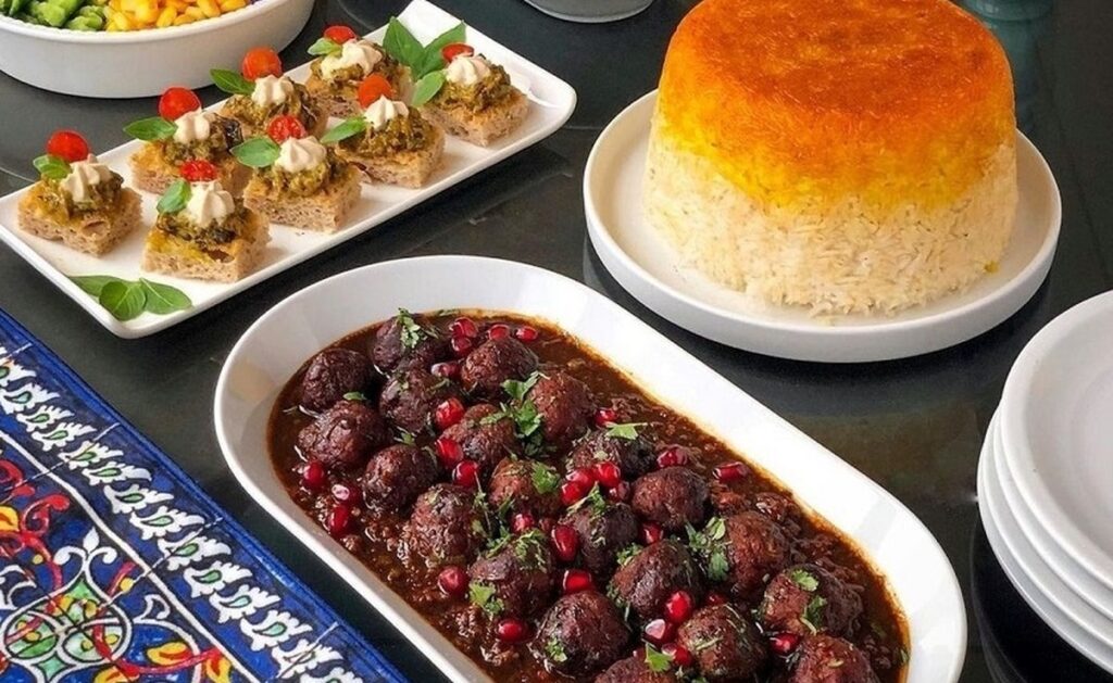 سفره شب یلدا با غذاهای ایرانی