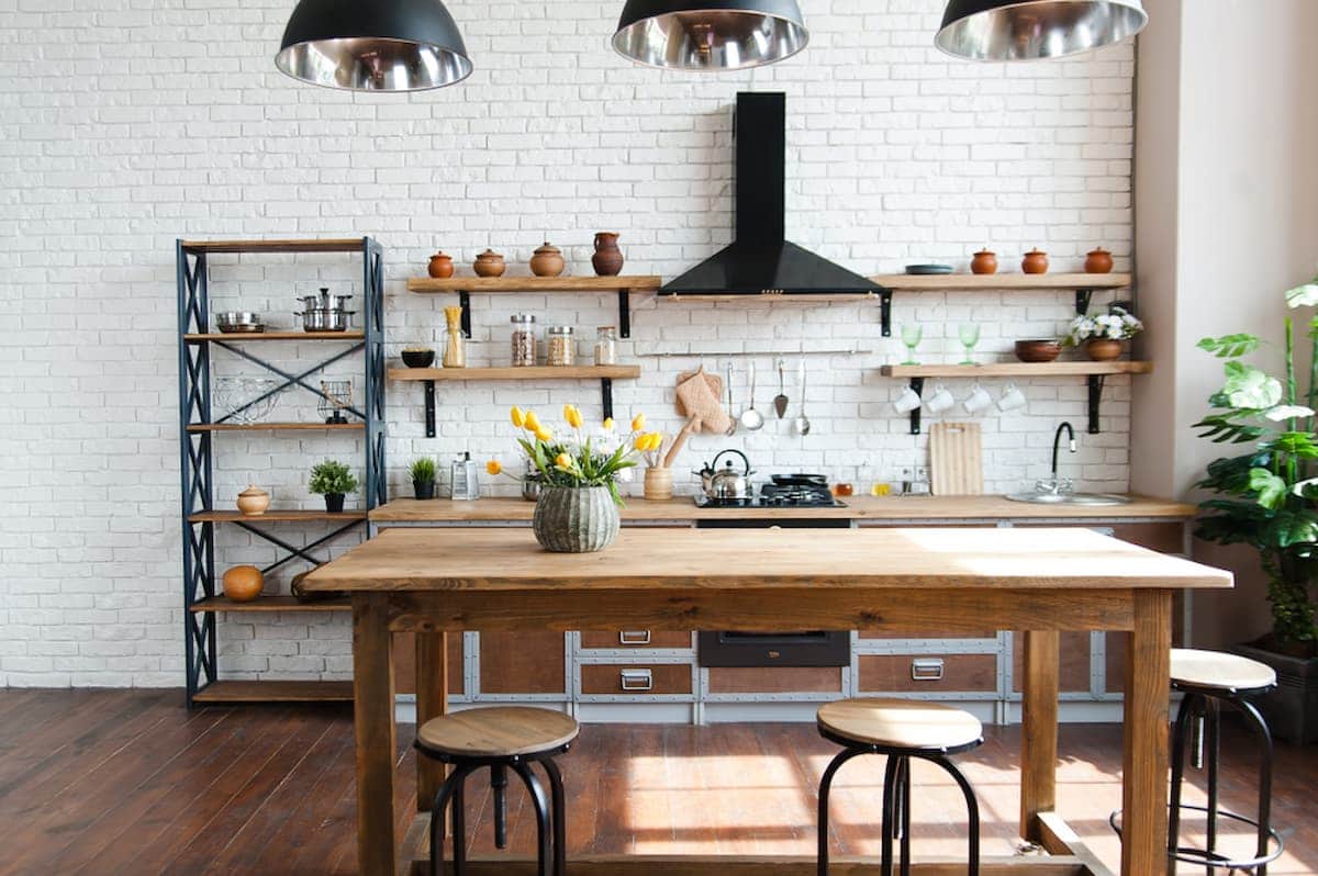 آشپزخانه بدون کابینت: 12 ایده از کاربردی‌ترین، شیک‌ترین و زیباترین‌ها