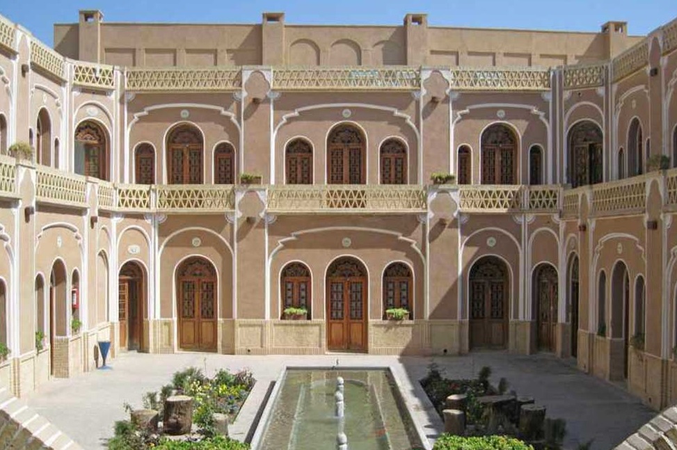 خانه لاری‌ها، شاهکاری از معماری سنتی یزد