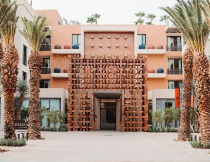 هتل مجلل رونالدو در مراکش سرپناه زلزله‌زدگان شد
