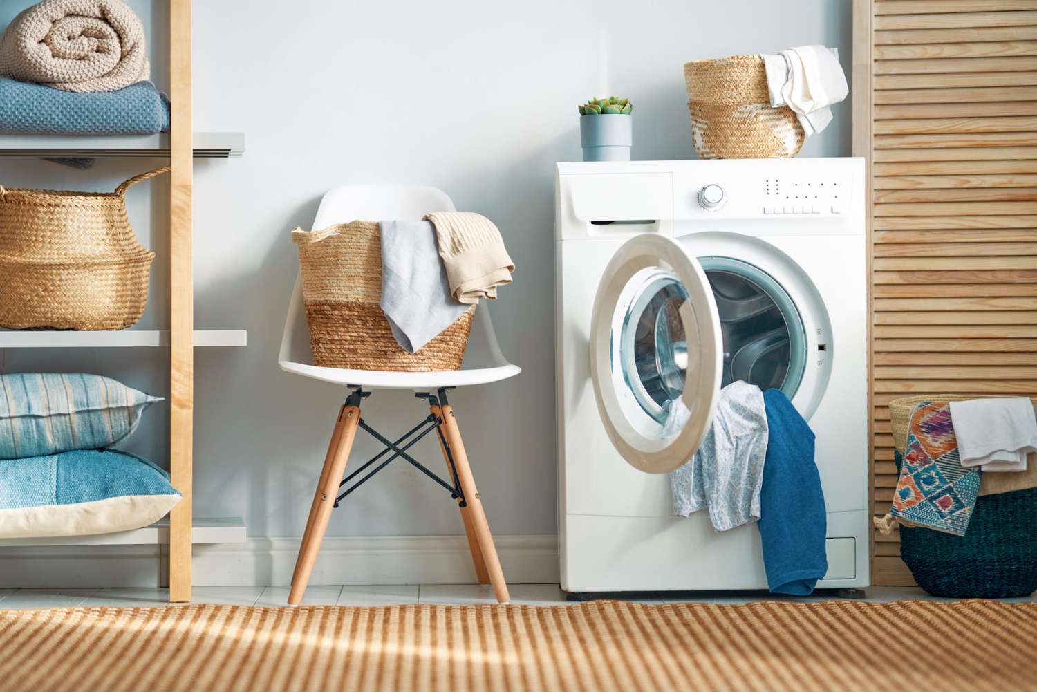10 راه‌کار ساده اما مهم برای نگهداری از ماشین لباسشویی که عمرش را دو برابر می‌کند!