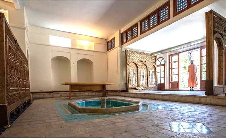 تغییرات خانه امام جمعه در طول زمان