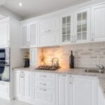 کابینت نئوکلاسیک سفید، 15 ایده برای آشپزخانه