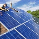 معرفی مزایای برق خورشیدی در سایت پی جو