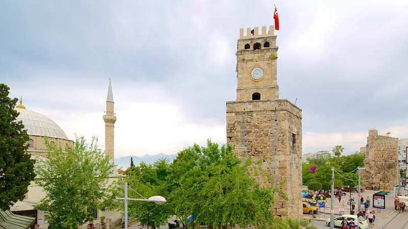 برج ساعت آنتالیا