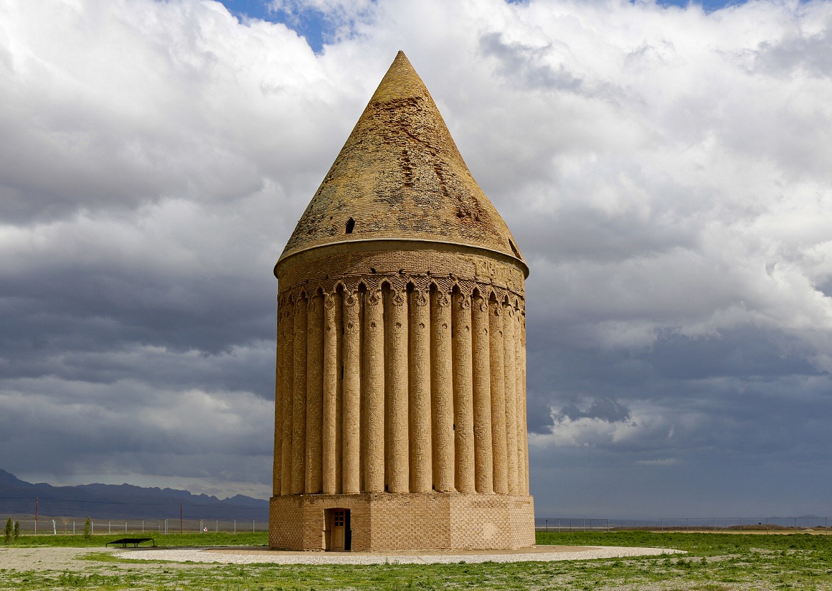 رادکان، برجی که پس از 800 سال رازش کشف شد! +فیلم