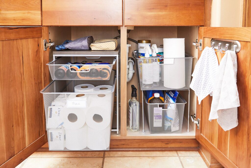 سازماندهی فضای کابینت زیر سینک 