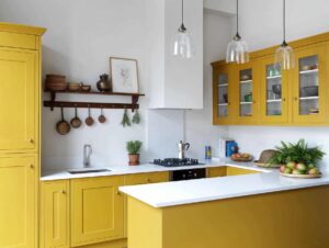دکوراسیون آشپزخانه زرد؛ دکوری خلاقانه، گرم و انرژی‌بخش در قلب خانه!