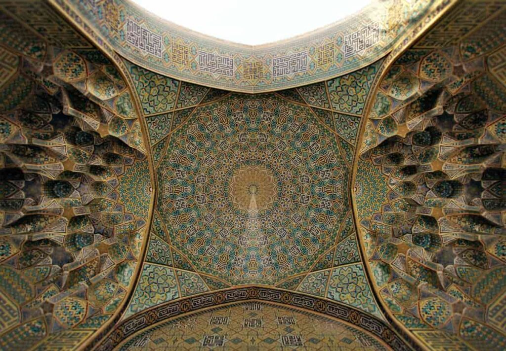 مدرسه چهارباغ اصفهان، از نظر هنر کاشی‌کاری 