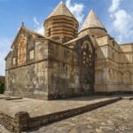 معماری کلیسای دو رنگ آذربایجان غربی، قره کلیسا یک شاهکار جاودانه است!