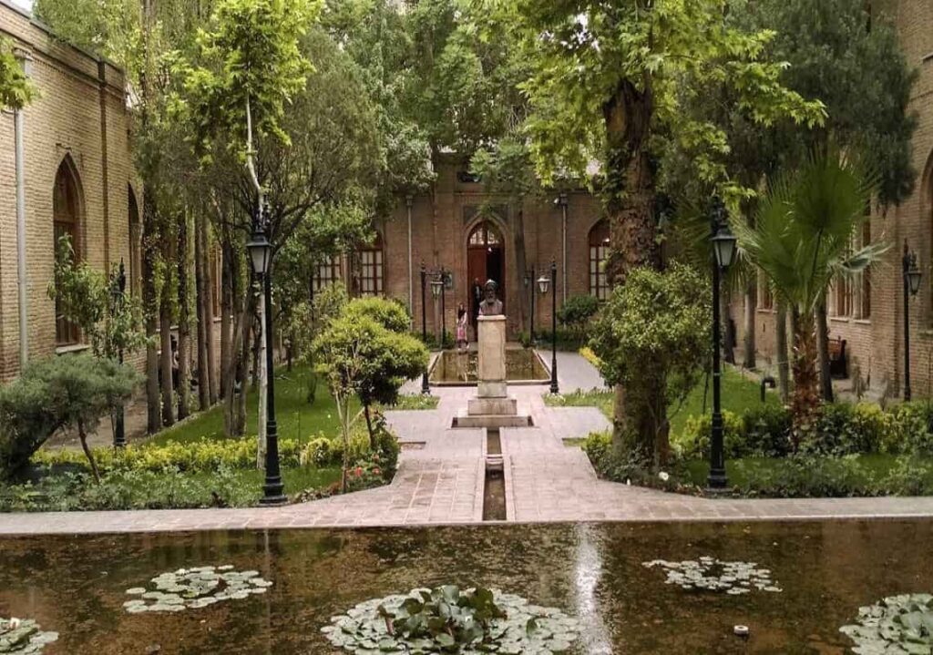 زیباترین باغ‌های تاریخی تهران