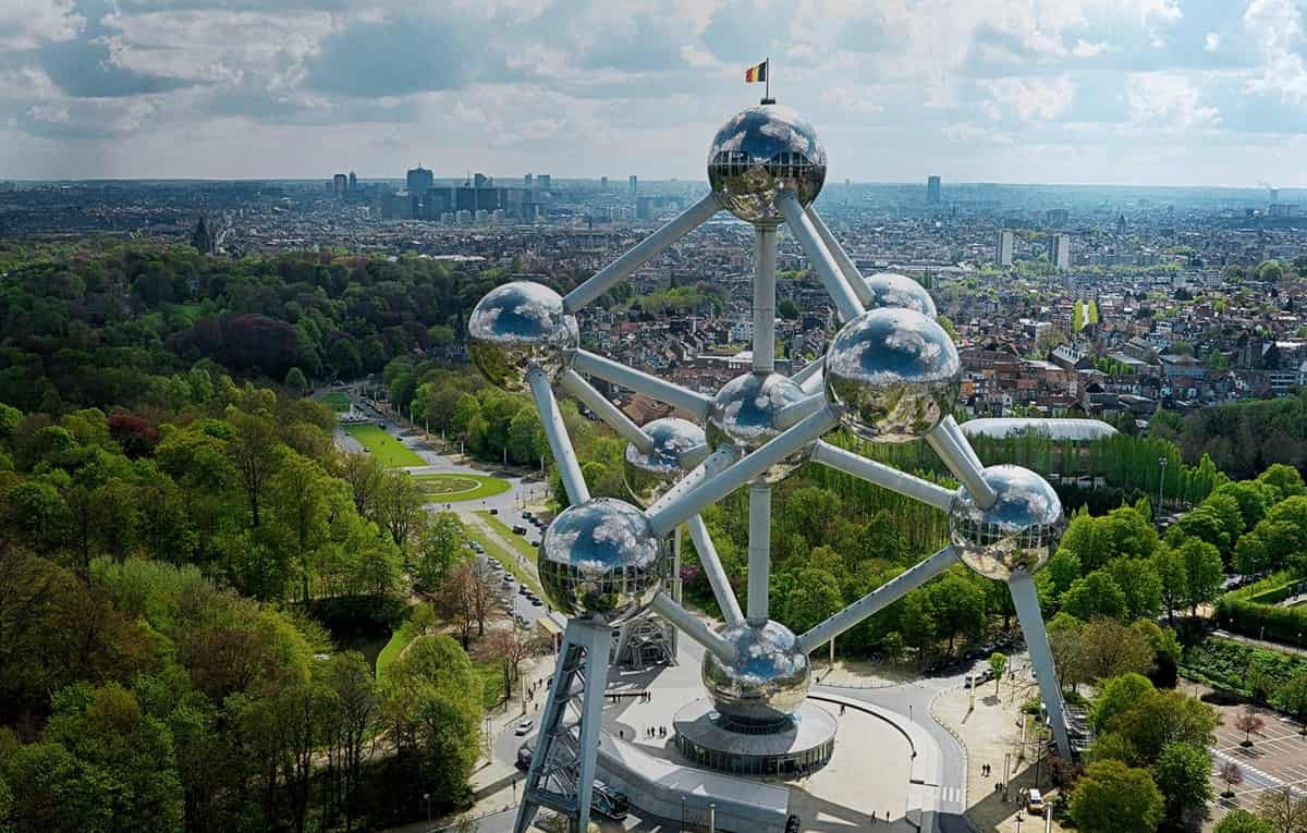 اتومیوم بلژیک، از عجیب‌ترین معماری‌های جهان