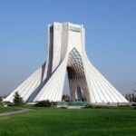 نگاهی بر معماری برج آزادی، نماد صلابت، آزادی و مدرنیته ایرانی