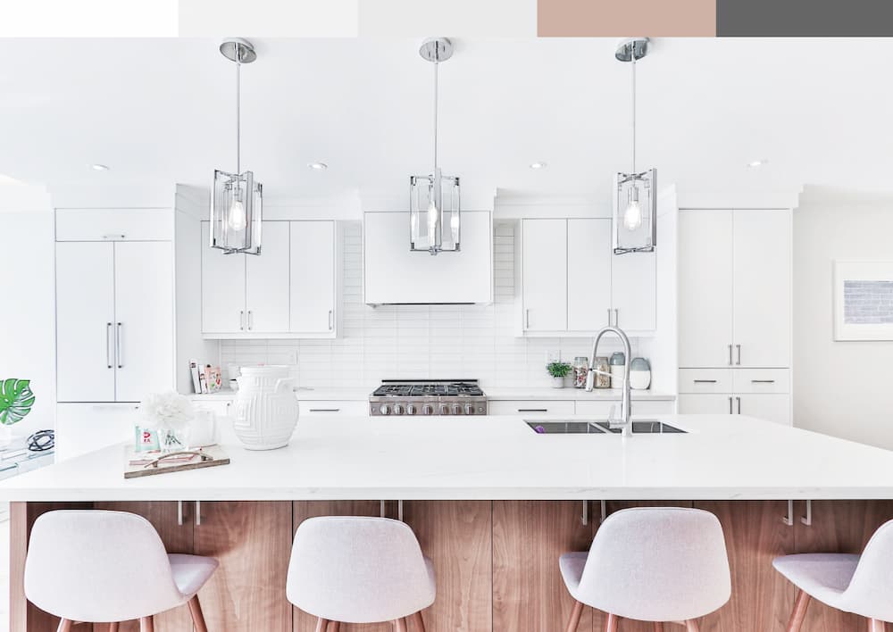 کابینت سفید و رنگ دیوار سفید اشپزخانه