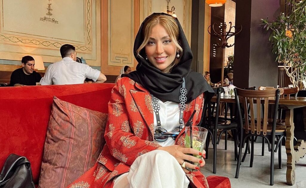 مینا مختاری با این عکس‌ها چیدمان خانه‌اش را لو داد