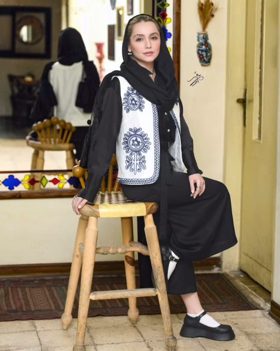 نازنین+بیاتی