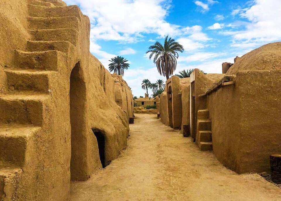 آقا فرامرز ممنون، ما با معماری این روستا به جهان، پُز می‌دهیم