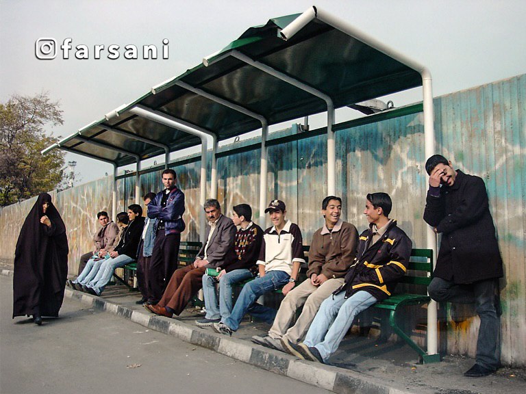 ایستگاه اتوبوس