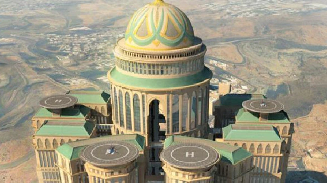 بزرگترین هتل جهان در عربستان که ۴ باند فرود هواپیما دارد