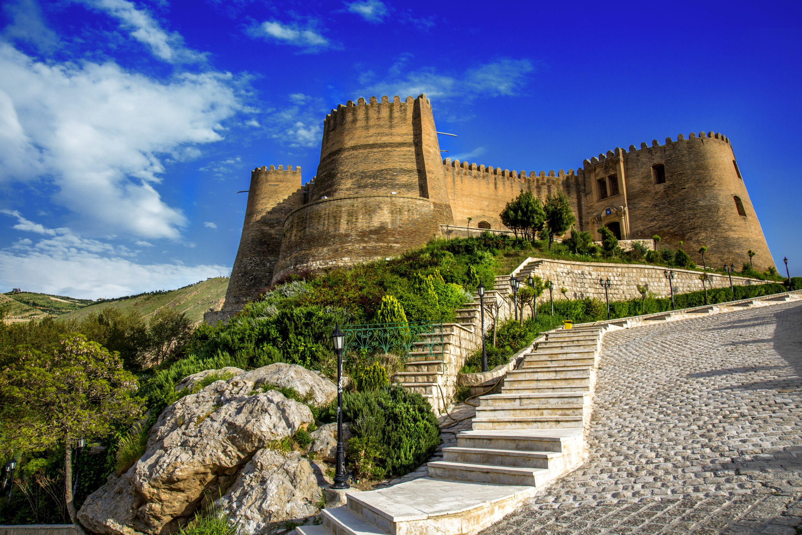 بازی پرسپولیس، تحت تاثیر زیبایی فلک‌الافلاک لرستان قرار گرفت