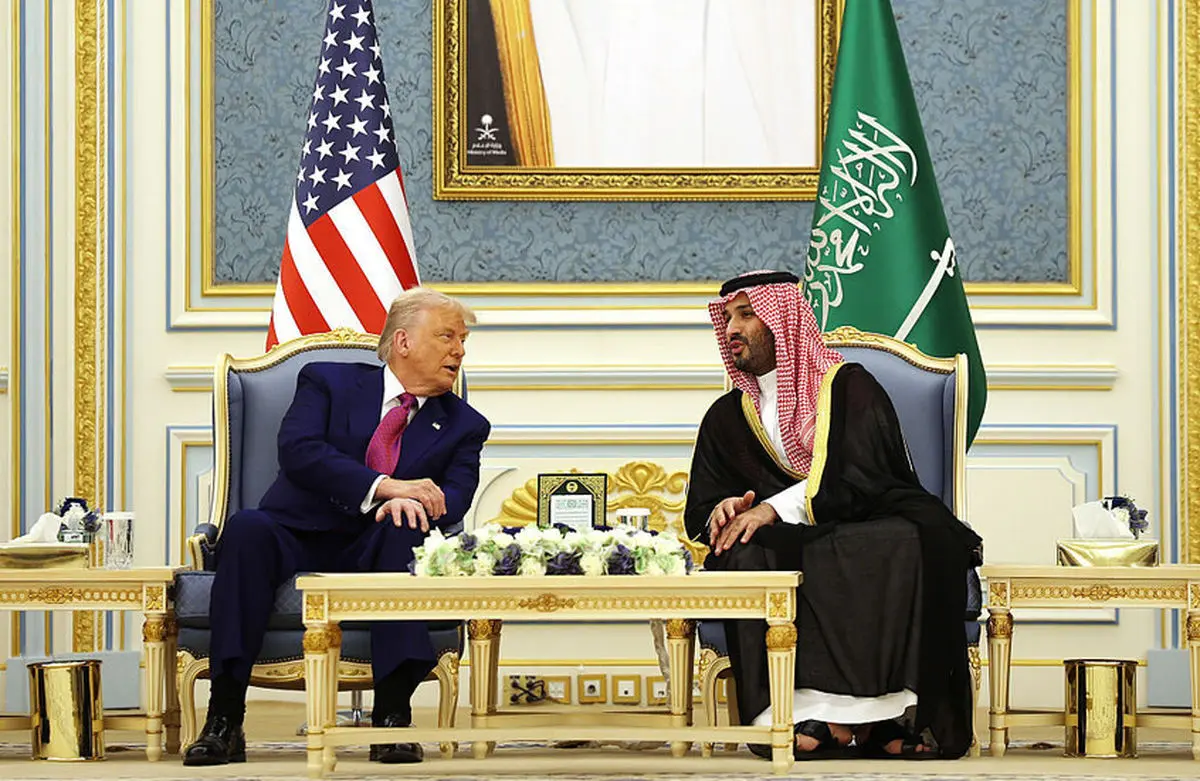 فرش، پرده و دکوراسیون کاخ الیمامه عربستان در میزبانی از ترامپ
