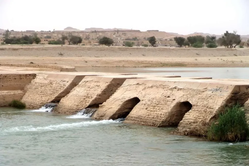 نکته مهم معماری در ایران باستان؛ وقتی آب تبخیر نمی‌شد!