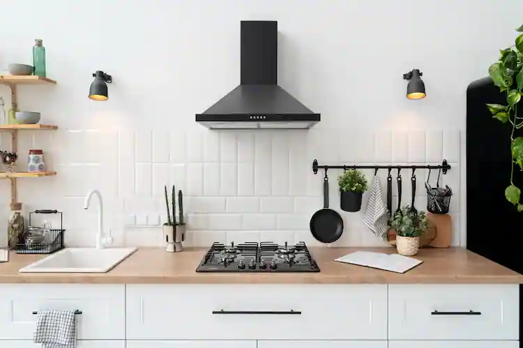 با این ترفند ساده و تقریبا رایگان گاز و بین‌کابینتی همیشه تمیز می‌ماند