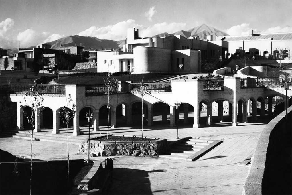 اصیل‌ترین محله تهران با خانه‌های یادگار دهه ۴۰، هنوز هم بوی خاطره می‌دهد