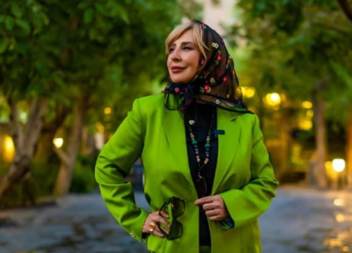 عشوه‌های خانم بازیگر در عمارتی رویایی ثبت شد!