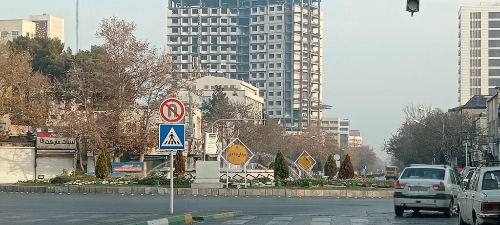 اینجا مشهد، میدان ده دی؛ تمام ایران با این مغازه خاطره دارد