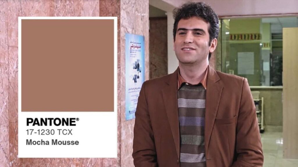 خانه‌ تماماً قهوه‌ایِ عطیه خانم که جای جایش بوی حبیب لیسانسه‌ها می‌دهد!
