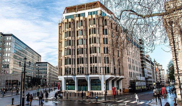 کرسنت، ساختمان مجلل ایران در لندن را به تصرف گرفت!