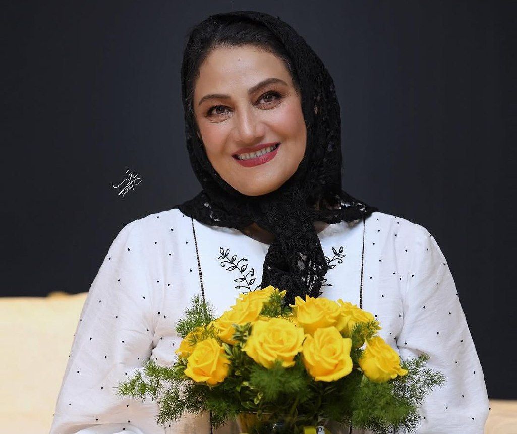 خانم بازیگر آخر هفته خود را در این کافه دنج و خودمانی استارت زد!