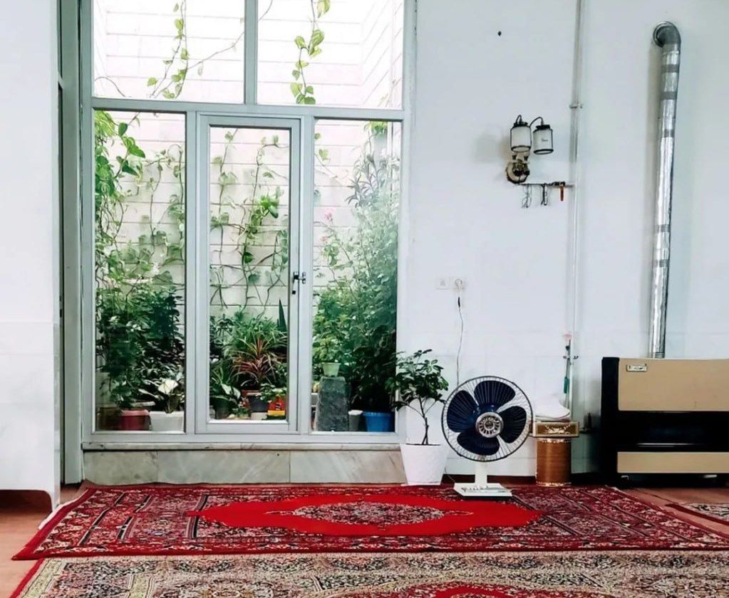 آن بخاری، آن پنکه، مرا به خواب عمیق آن اتاق برگردانید
