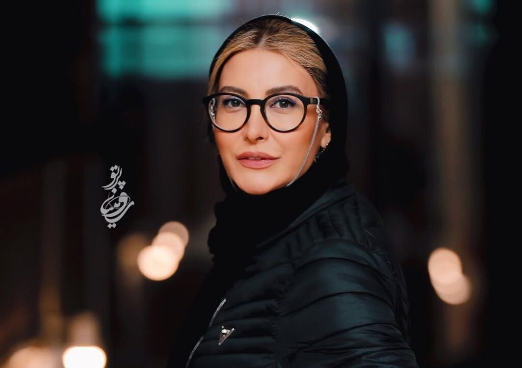 خانم فریبا نادری، آن خانه و محله شما اصلا پز دادن ندارد!