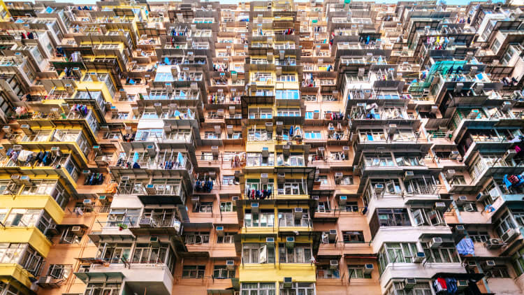 خانه‌های پنج متری در هنگ‌کنگ که به آن تابوت هم می‌گویند