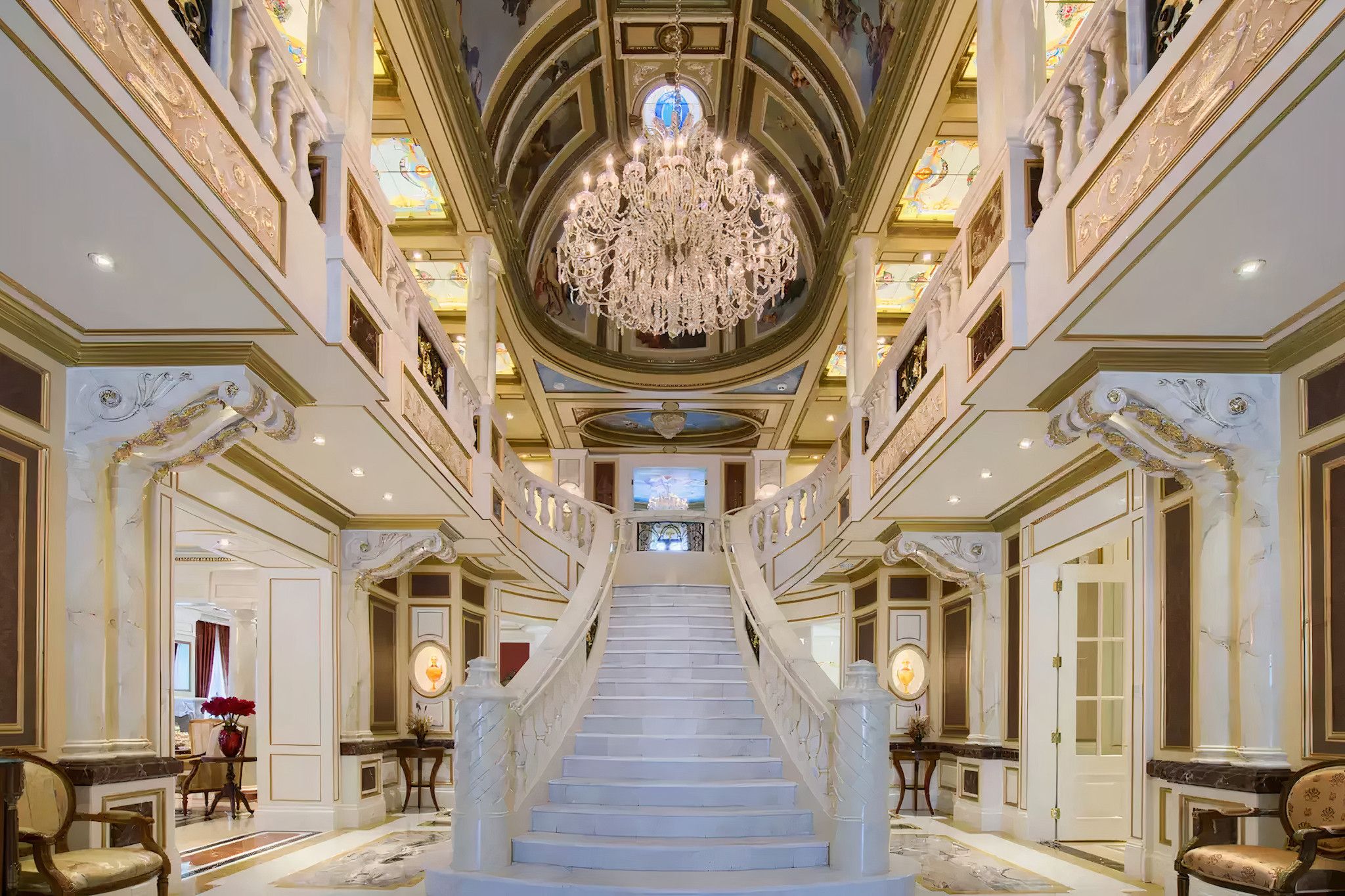 خانه‌ای که در چیدمانش کلی پول هدر رفت و شبیه مسجد شد