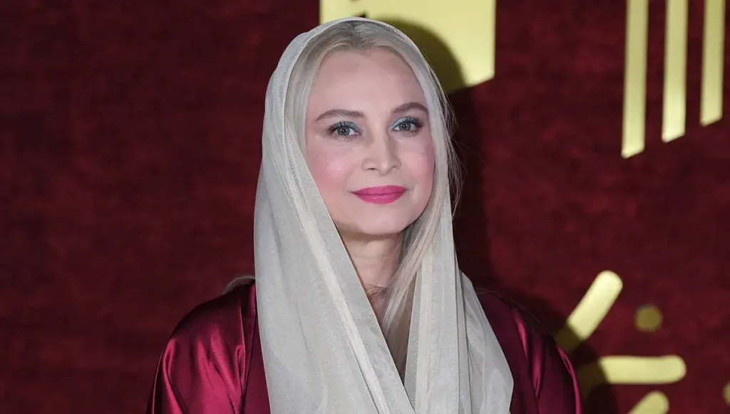 دبی‌گردی خانم بازیگری که یک جن هووی او شده بود