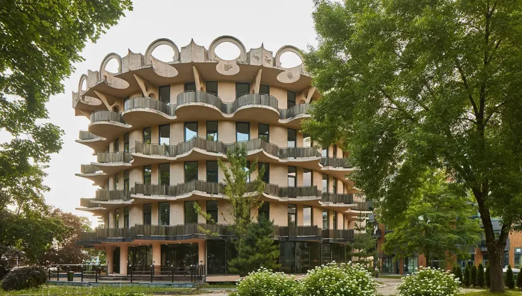 شیرینی بیسکویتی اگر ساختمان بود، میشد مثل این هتل زیبا