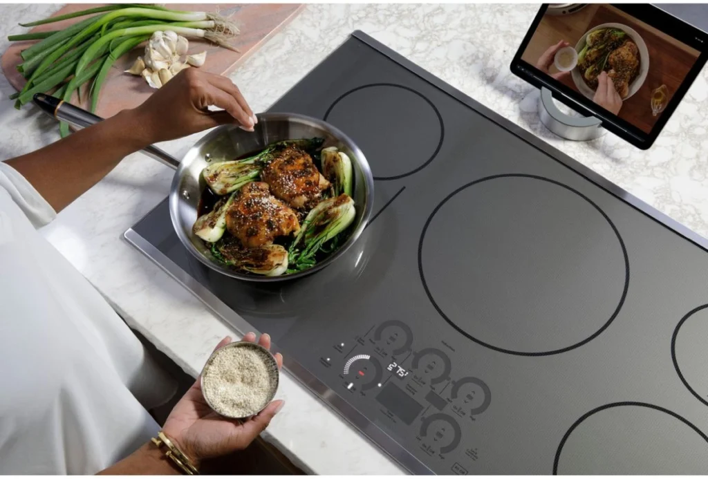 اجاق گاز خفن و مدرنی که کاملا خودش را استتار می‌کند