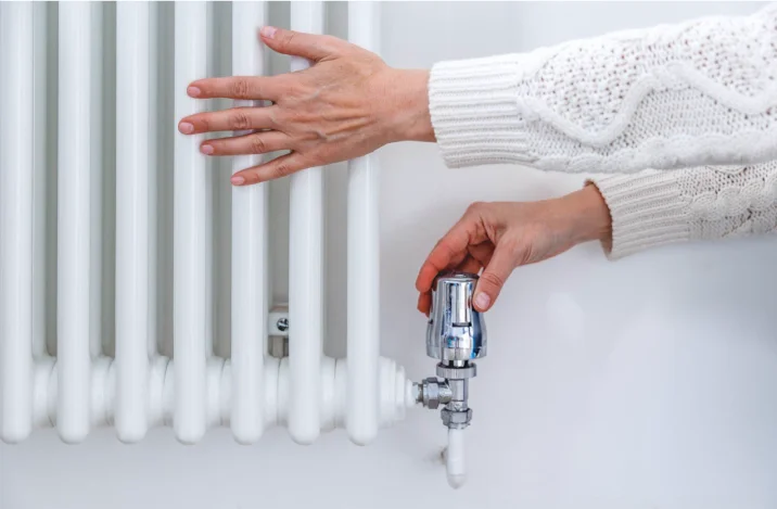 با این ترفند ساده گرمای رادیاتورهای خانه دو برابر خواهد شد