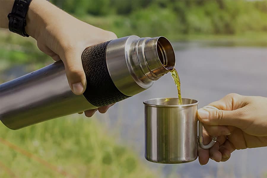 اگر چای داخل فلاسک، خیلی زود سرد می‌شود، راه‌حل ساده‌ای دارد