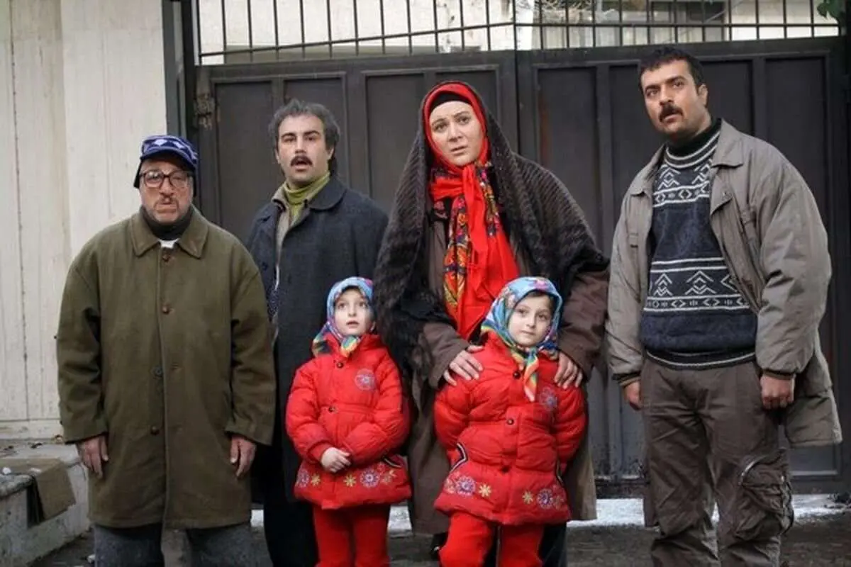 منزل نقی در پایتخت یک که کنار اتوبان بود و هنوز پابرجاست