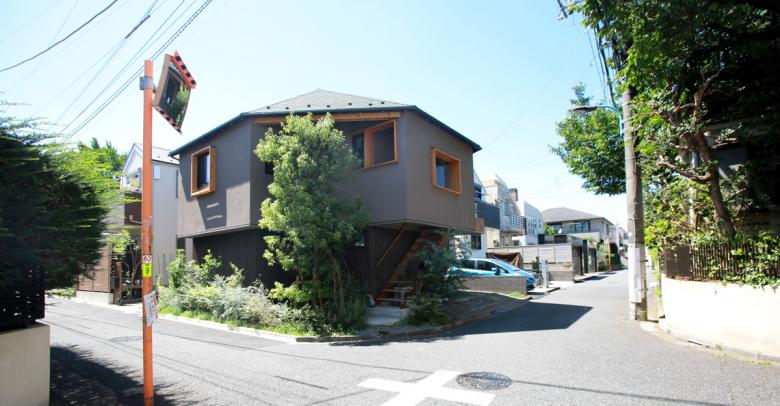 معماری متفاوت خانه یامادا؛ مرز میان خلوت و شهرنشینی