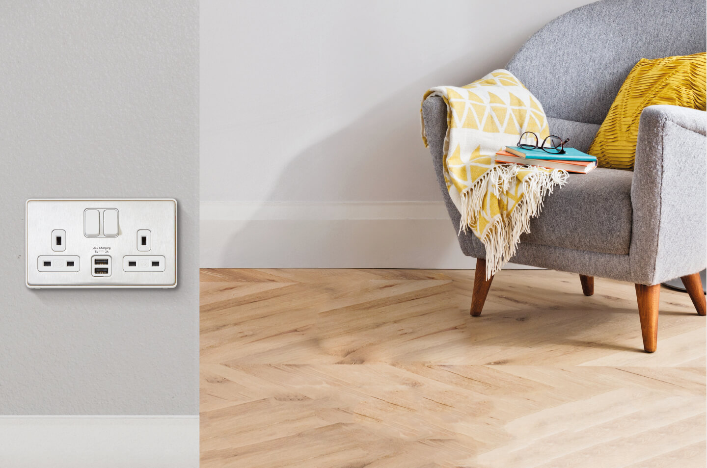 پرفروش‌ترین گجت خانگی سال؛ پریز برقی که حرکت می‌کند!