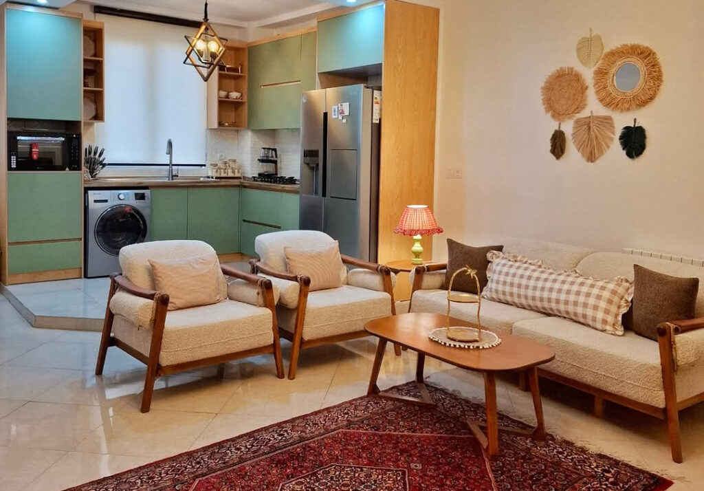 خانه مینا و حسین؛ تازه عروسی که دکوراسیونش در حد مداد رنگی است