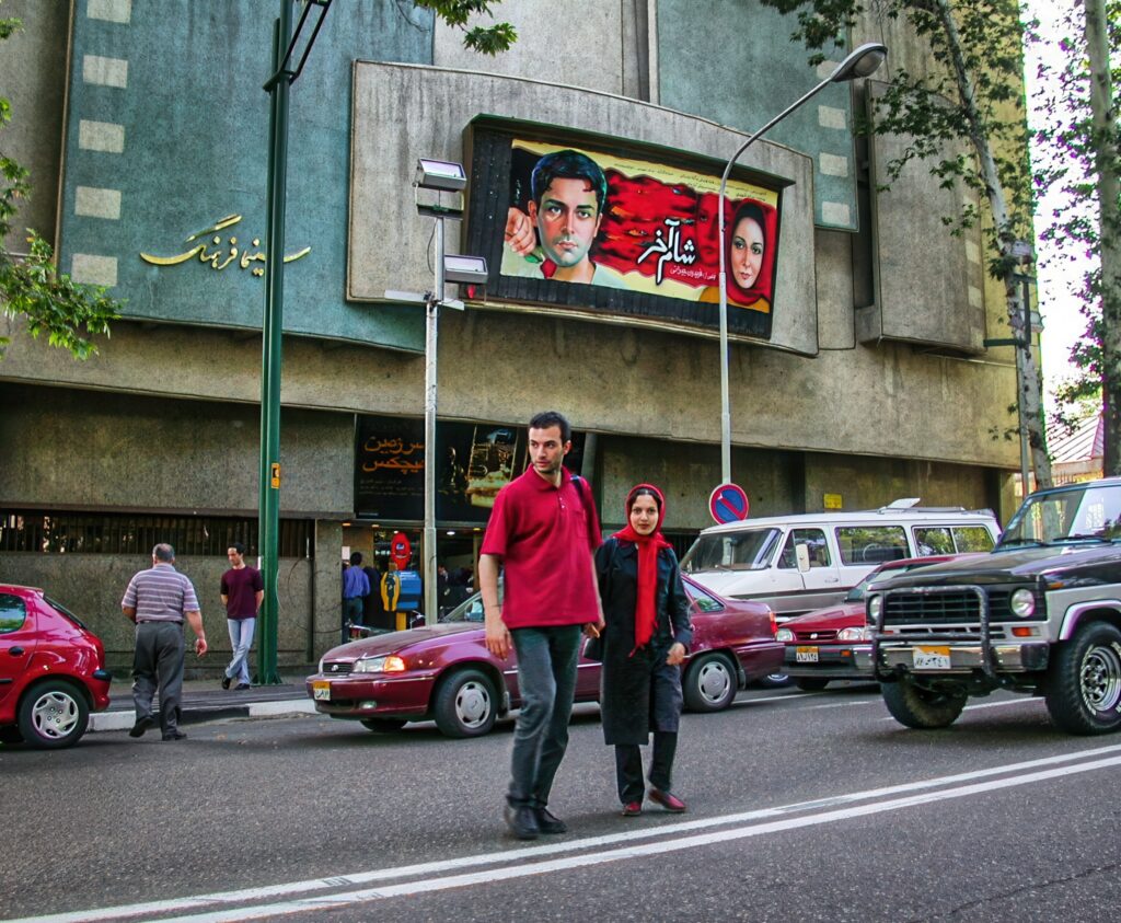 گرم‌ترین نمای بتنی تهران؛ جایی برای خاطرات تمام نسل‌ها