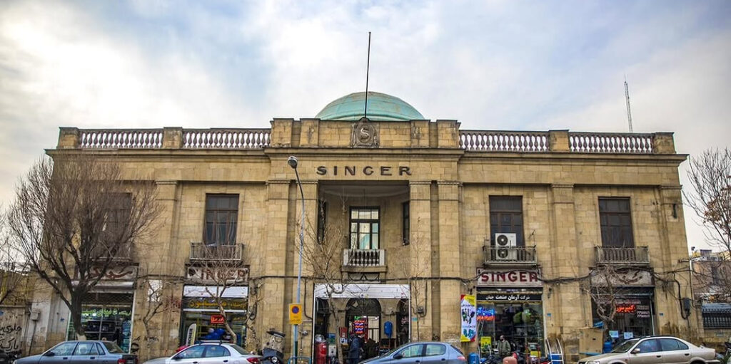 خیابان سعدی، پلاک ۱۵۰، این ساختمان تا ابد شبیه ندارد