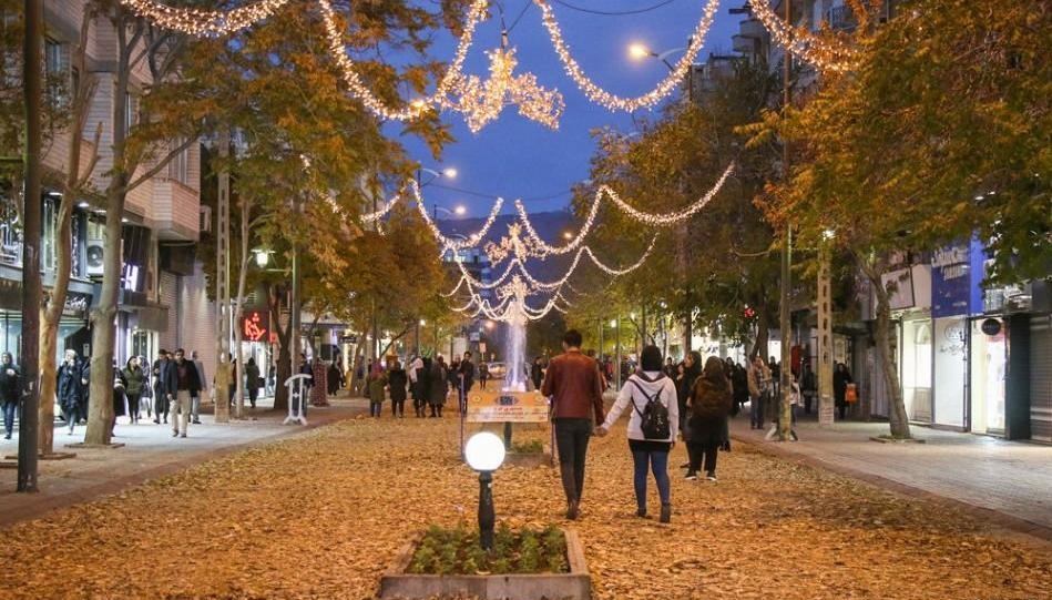 صندلی‌های شهری در تبریز، بعد از دو هفته ریخت و آبروریزی شد