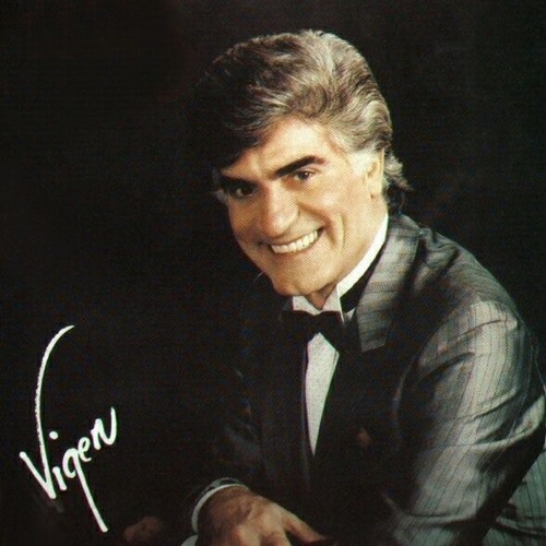 میزانسن آن اتاق؛ جای خوب خنده‌های ویگن و جوانی گوگوش